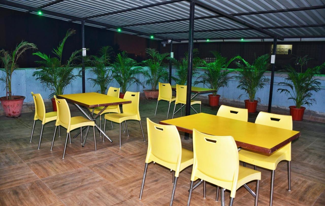 Megh Residency Navi Mumbai Hotel Bagian luar foto