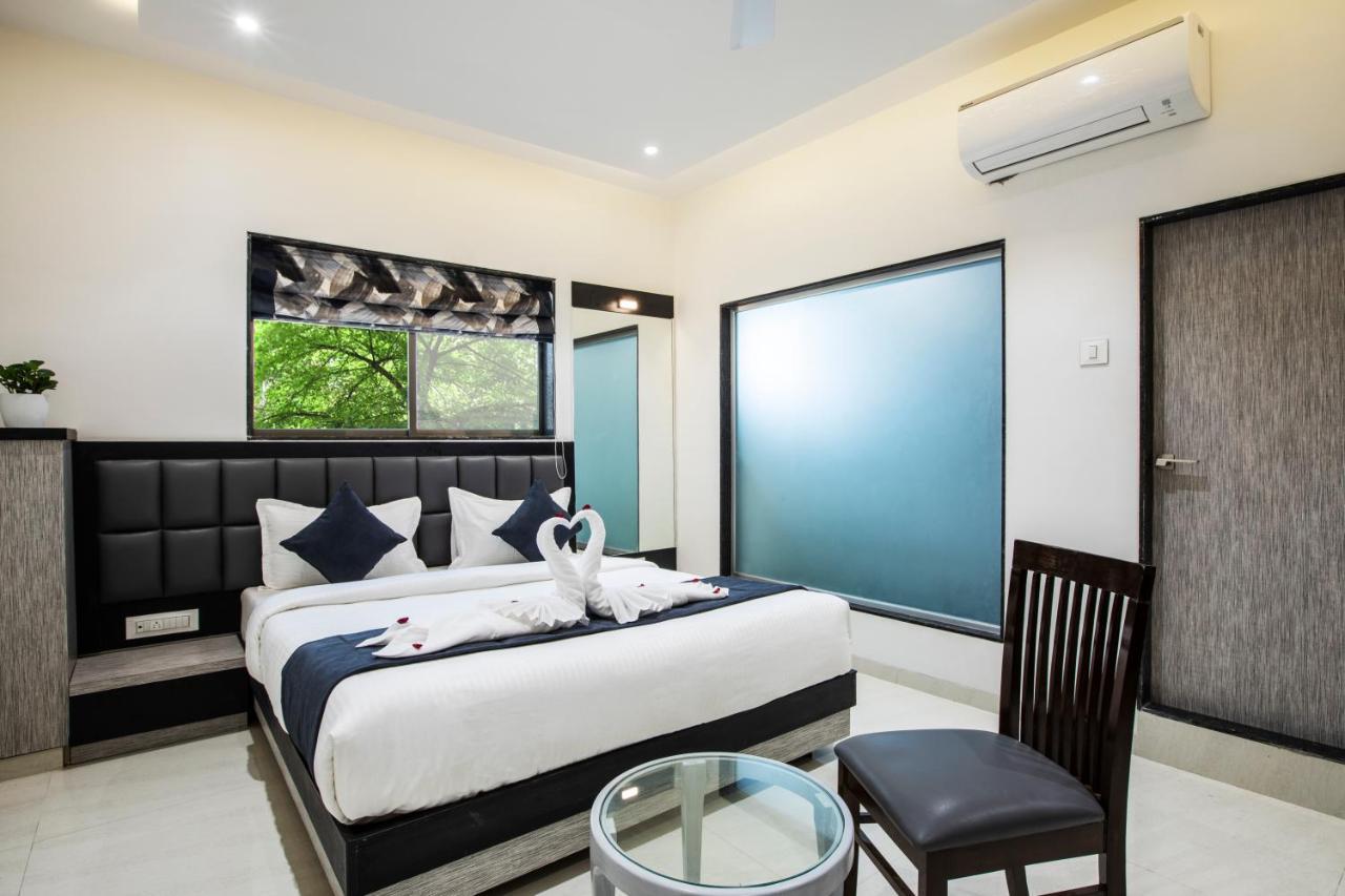 Megh Residency Navi Mumbai Hotel Bagian luar foto