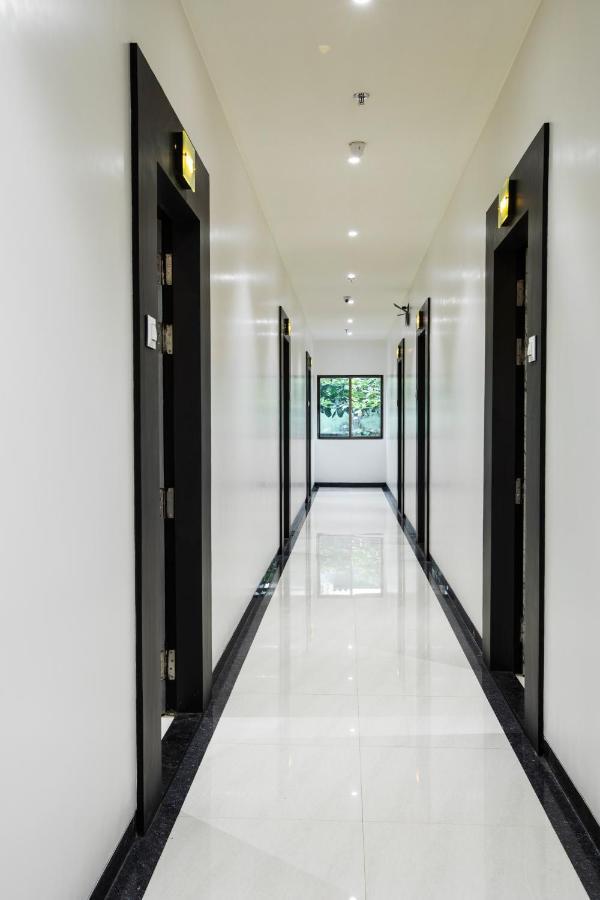 Megh Residency Navi Mumbai Hotel Bagian luar foto