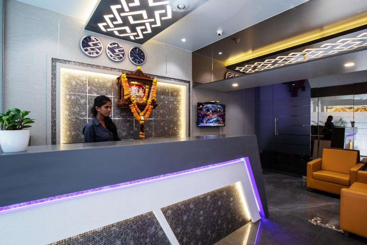 Megh Residency Navi Mumbai Hotel Bagian luar foto
